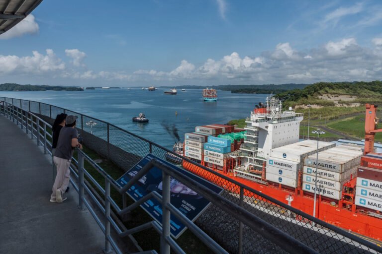 How the Panama Canal transformed into an 80 km crossing that imposes a fee of up to $5 million.
